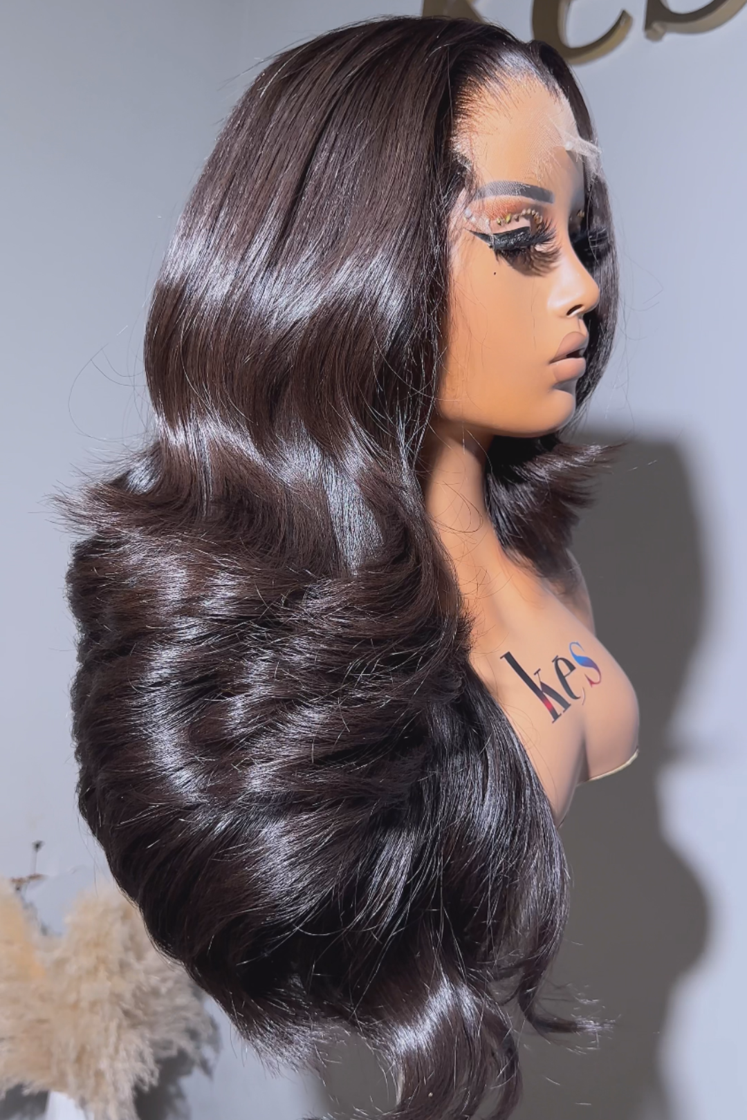 Keswigs 6X6 HD Lace Wigs  Layer Wavy Bouncy Curl Middle Part Raw Hair 300 Density